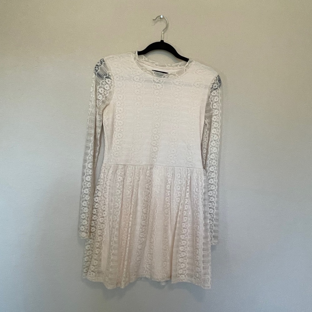 Cream Over Lay Lace Dress